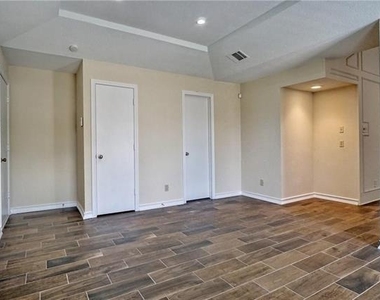 753 Eagle Drive - Photo Thumbnail 15
