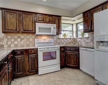 753 Eagle Drive - Photo Thumbnail 8
