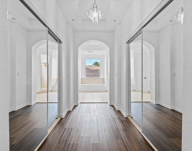 1831 Waldorf Drive - Photo Thumbnail 43