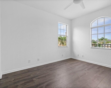 1831 Waldorf Drive - Photo Thumbnail 61