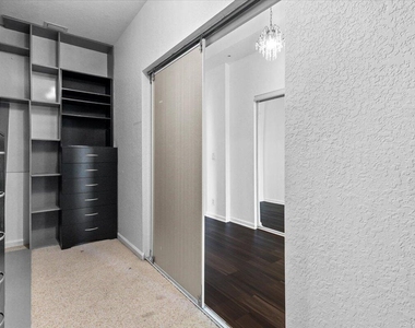 1831 Waldorf Drive - Photo Thumbnail 47