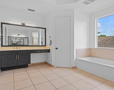 1831 Waldorf Drive - Photo Thumbnail 50