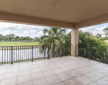 1831 Waldorf Drive - Photo Thumbnail 3