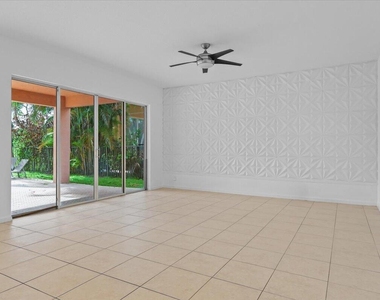 1831 Waldorf Drive - Photo Thumbnail 28