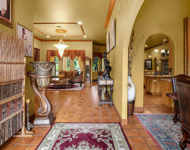 7086 Hall Boulevard - Photo Thumbnail 2