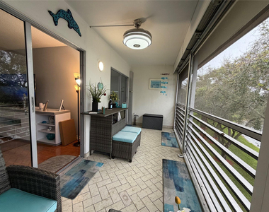 2304 Lucaya Lane - Photo Thumbnail 13