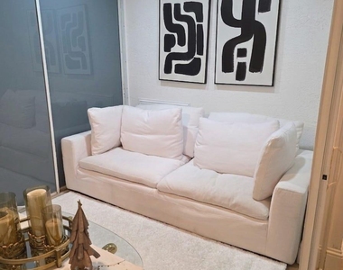 11313 Ola Avenue - Photo Thumbnail 9