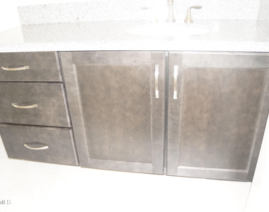 7496 E Via De Luna Drive - Photo Thumbnail 9