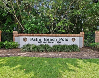 11863 Wimbledon Circle - Photo Thumbnail 3
