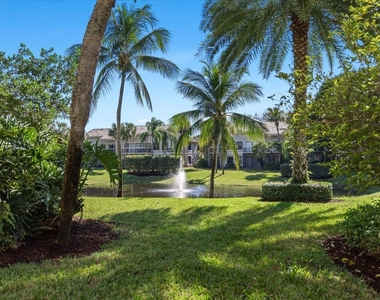 11863 Wimbledon Circle - Photo Thumbnail 5