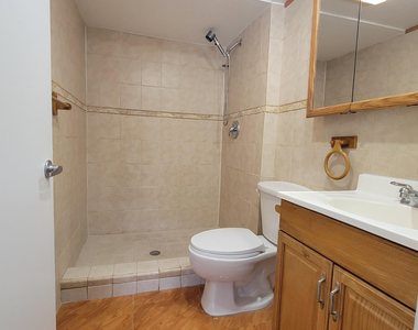 3712 N University Drive - Photo Thumbnail 11