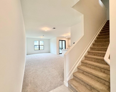 14122 Sw Thorens Drive - Photo Thumbnail 11