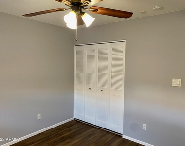 5714 W Carol Ann Way - Photo Thumbnail 14