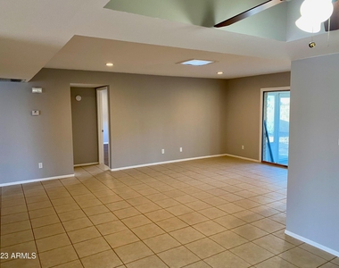 5714 W Carol Ann Way - Photo Thumbnail 3