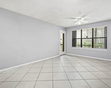 2305 N Congress Avenue - Photo Thumbnail 5