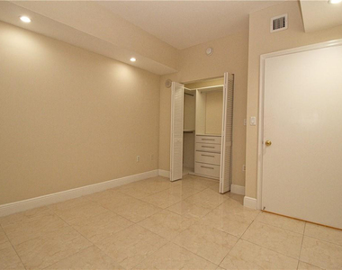 4100 Salzedo Street - Photo Thumbnail 11