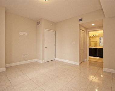 4100 Salzedo Street - Photo Thumbnail 6