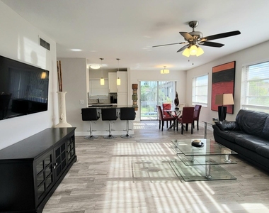 115 Sw 1st Avenue - Photo Thumbnail 3