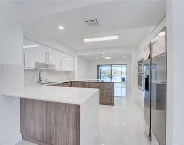 103 St Andrews Road - Photo Thumbnail 18