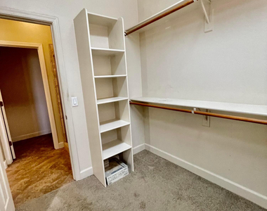 13586 N 152nd Drive - Photo Thumbnail 17