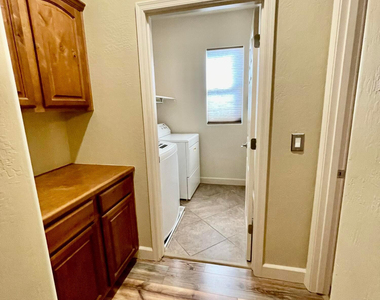 13586 N 152nd Drive - Photo Thumbnail 32