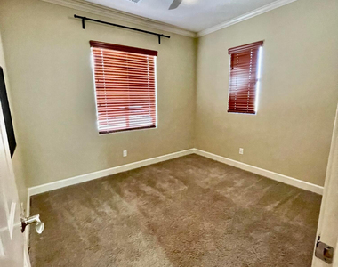 13586 N 152nd Drive - Photo Thumbnail 26