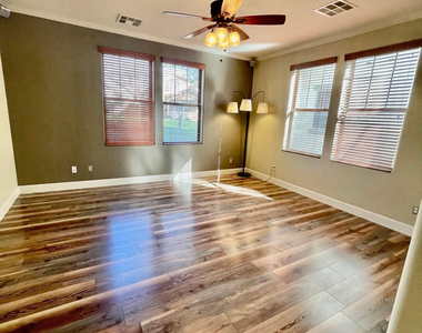 13586 N 152nd Drive - Photo Thumbnail 36