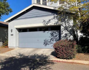 13586 N 152nd Drive - Photo Thumbnail 43