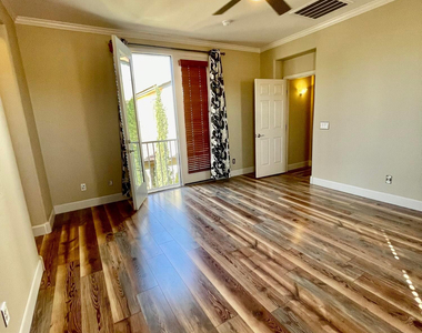 13586 N 152nd Drive - Photo Thumbnail 15