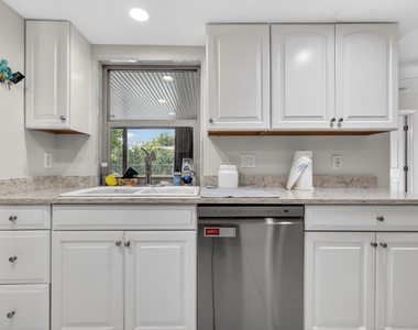 6372 Sleepy Willow Way - Photo Thumbnail 13