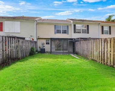 304 Georgian Park Drive - Photo Thumbnail 31