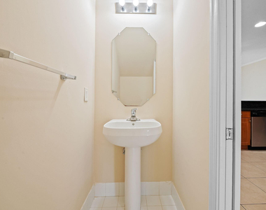8299 Sw 27th Street - Photo Thumbnail 10
