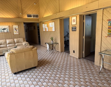 4570 Nw 18th Avenue - Photo Thumbnail 24