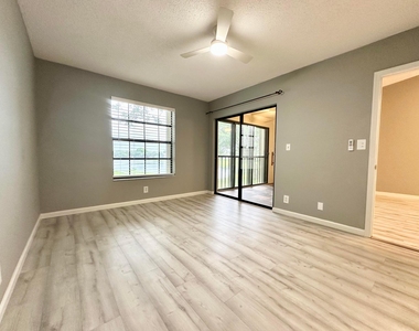 2800 Palmwood Terrace - Photo Thumbnail 15