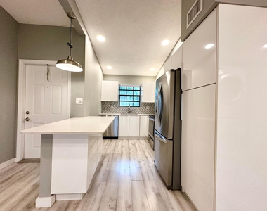 2800 Palmwood Terrace - Photo Thumbnail 1