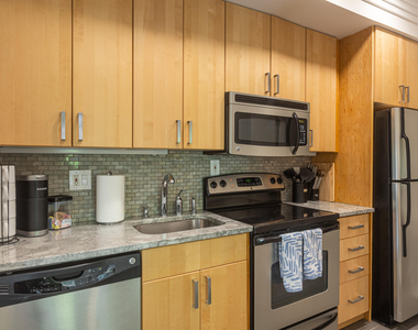 1620 Ne 8th Street - Photo Thumbnail 7