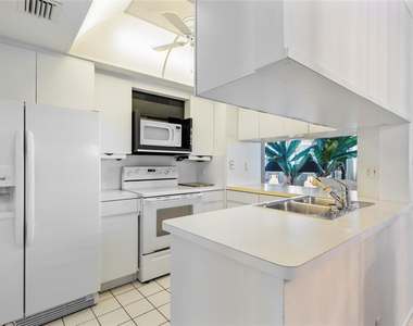 4010 Galt Ocean Drive - Photo Thumbnail 18