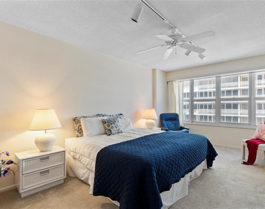 4010 Galt Ocean Drive - Photo Thumbnail 6