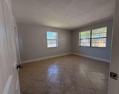 516 Nw 179th Street - Photo Thumbnail 14