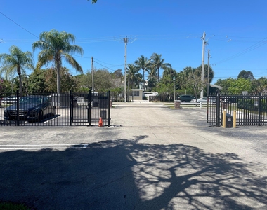4500 N Flagler Drive - Photo Thumbnail 5