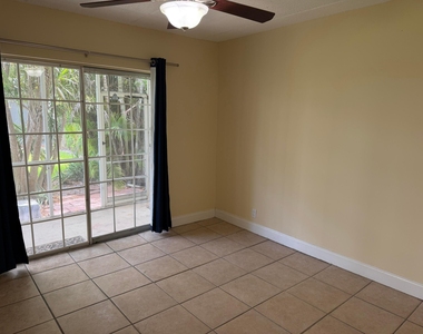 4500 N Flagler Drive - Photo Thumbnail 12