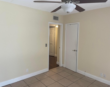 4500 N Flagler Drive - Photo Thumbnail 20