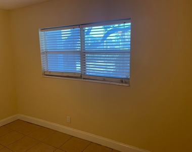 4500 N Flagler Drive - Photo Thumbnail 21