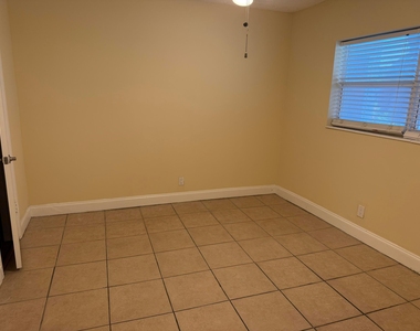 4500 N Flagler Drive - Photo Thumbnail 6