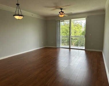 2036 Alta Meadows Lane - Photo Thumbnail 16