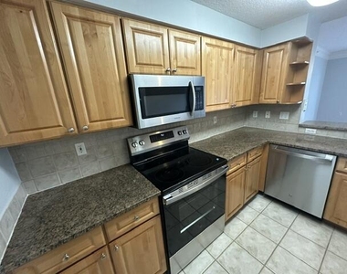 2036 Alta Meadows Lane - Photo Thumbnail 19