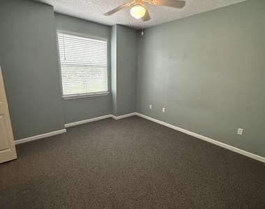2036 Alta Meadows Lane - Photo Thumbnail 10