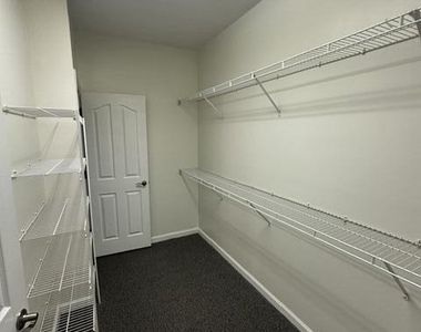 2036 Alta Meadows Lane - Photo Thumbnail 6