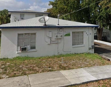709 11th Street - Photo Thumbnail 1