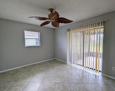 554 Sw Lakehurst Drive - Photo Thumbnail 13